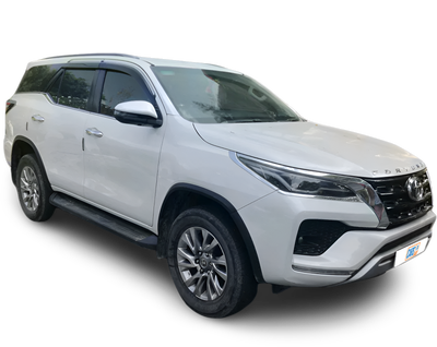 Toyota Fortuner-img